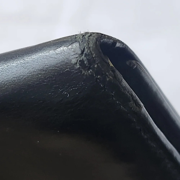 Gucci Marmont Black Leather Key Holder - Picture 11 of 12